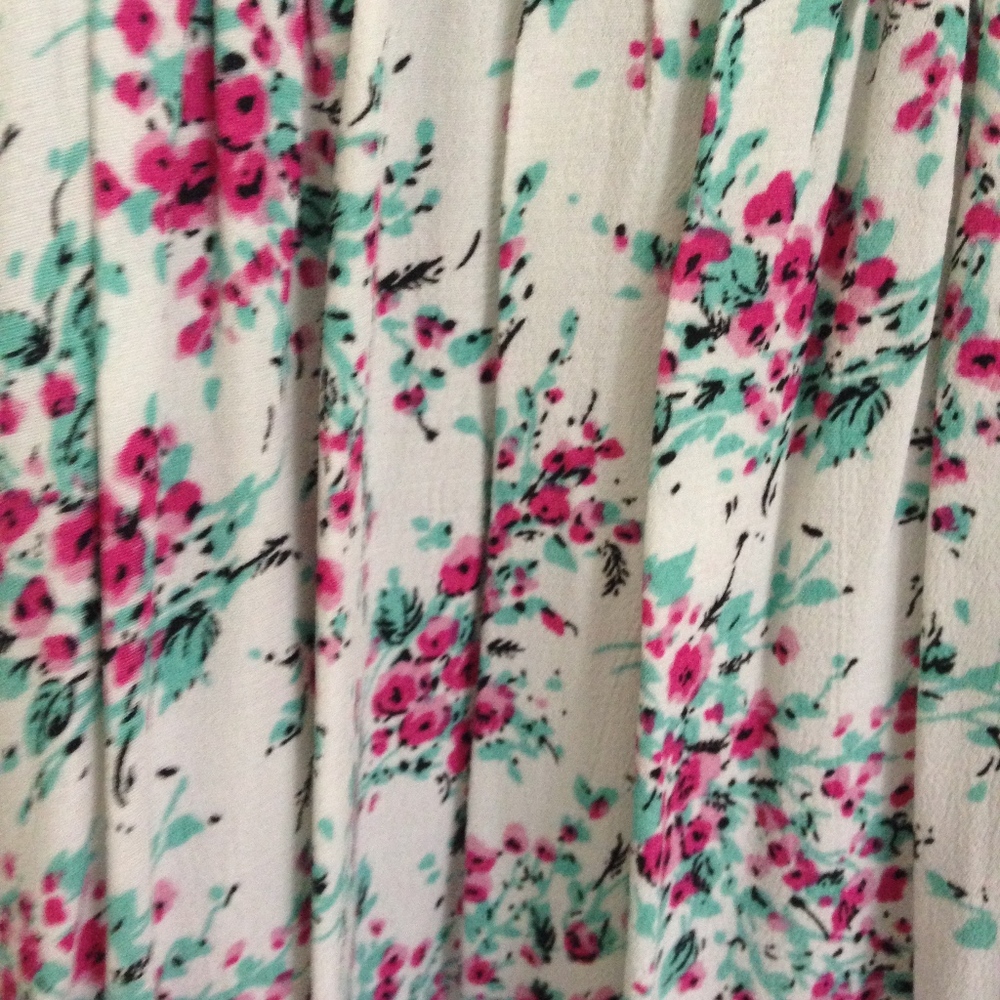 LC Lauren Conrad Floral Print Heart Cutout Dress - Picture 10 of 11